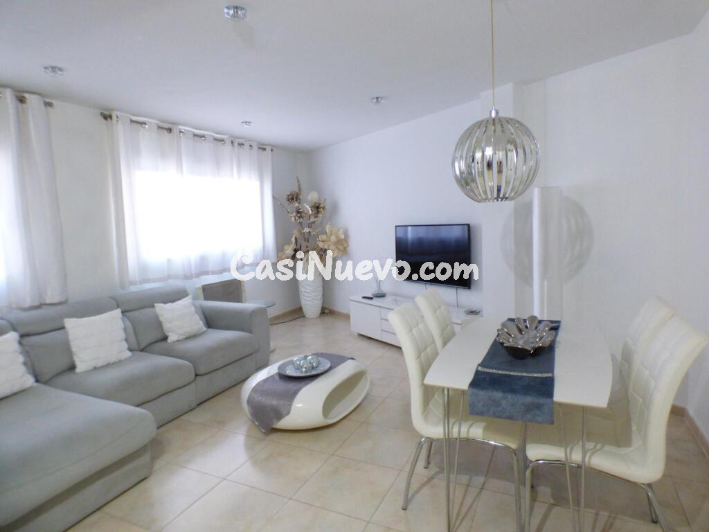 ? PISO SEMINUEVO EN MANRESA ZONA PLAÇA CATALUNYA CON ASCENSOR Y PK. TOTALMENTE AMUEBLADO