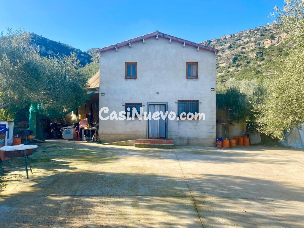 Casa de campo en zona tranquila con buenas vistas