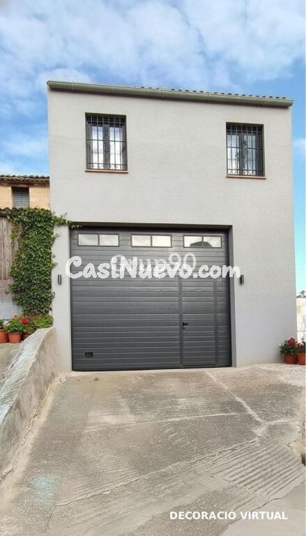 Gran almacén con múltiples posibilidades en Bovera