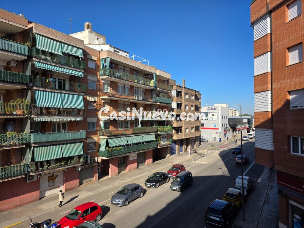 ? Amplio y luminoso piso en la zona Alcalde Porqueres