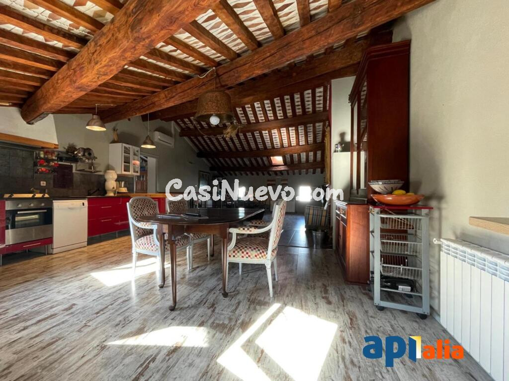 ? EXCLUSIVA APIALIA – Casa única en el centro de La Fuliola