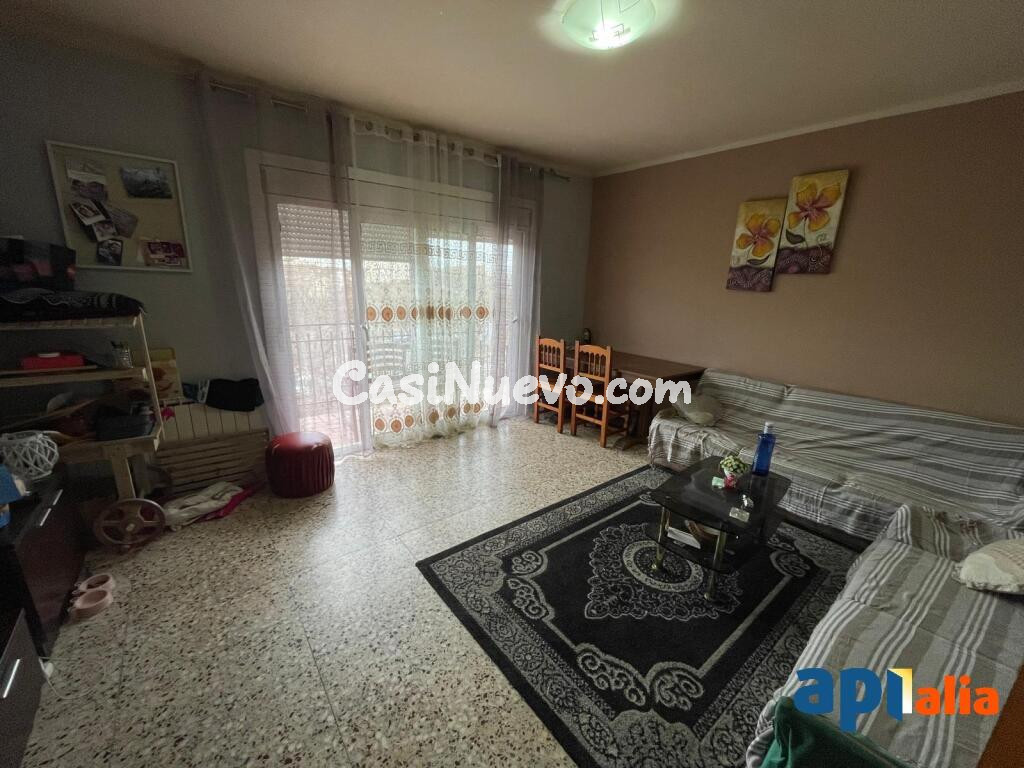 EXCLUSIVA APIALIA Gran piso de 4 habitaciones y 2 baños, en venta en la zona del Canal