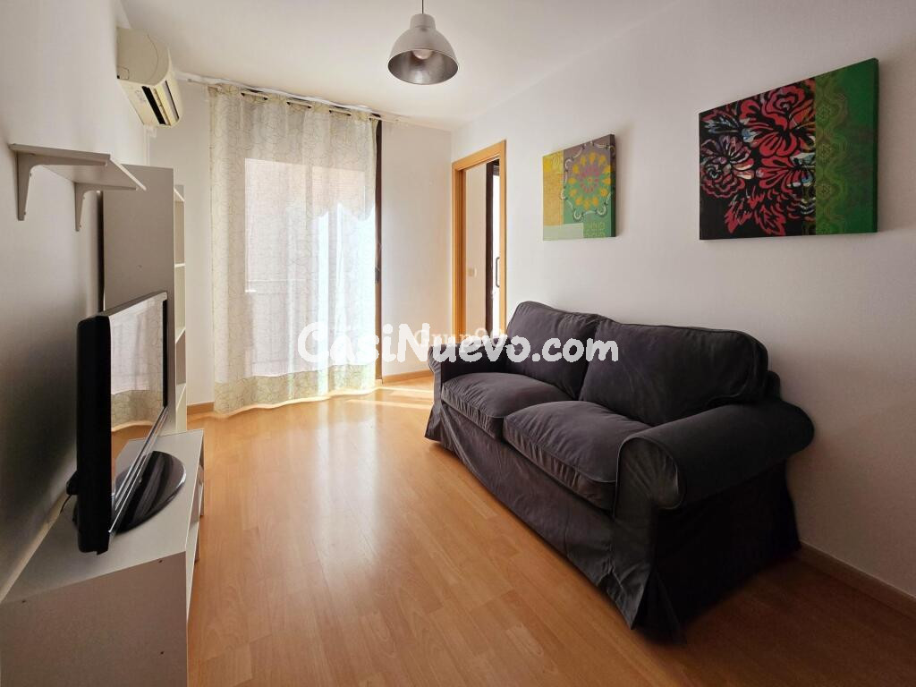 EXCELENTE PISO AMUEBLADO DE 2 habitaciones EN EL CENTRO HISTÓRICO.