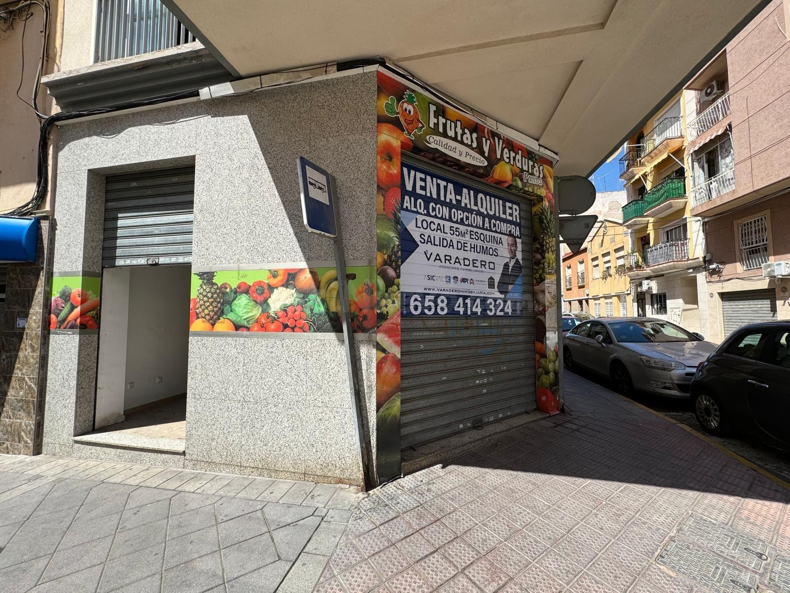 OPORTUNIDAD ÚNICA: LOCAL COMERCIAL EN ESQUINA DE 80 METROS EN ELCHE