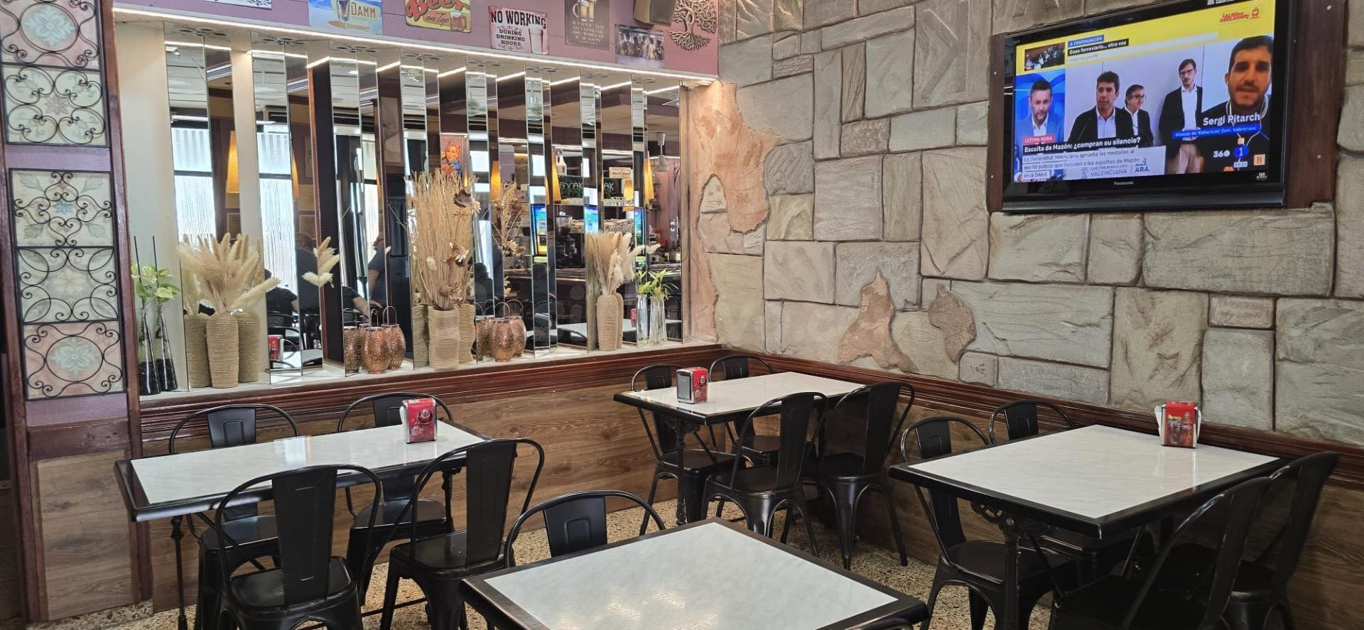 Bar Restaurante Consolidado en Venta – ¡Hazlo Tuyo Hoy!