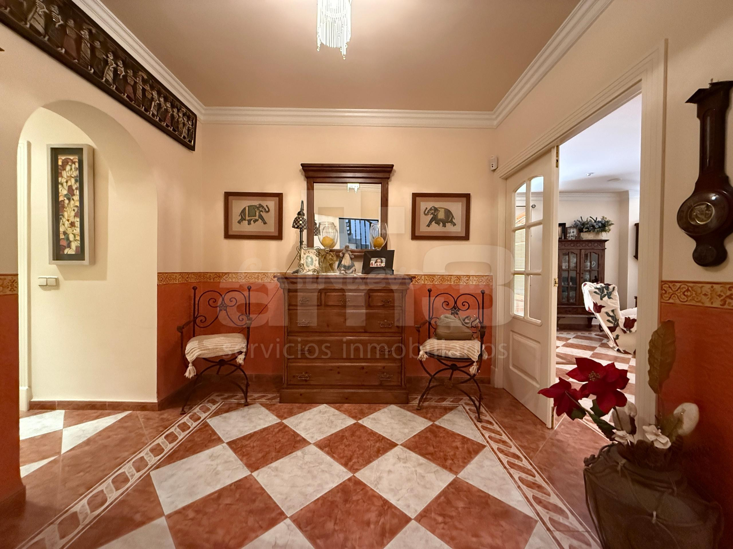 Espectacular Piso de 5 Dormitorios en Vera, Almería. - foto 4