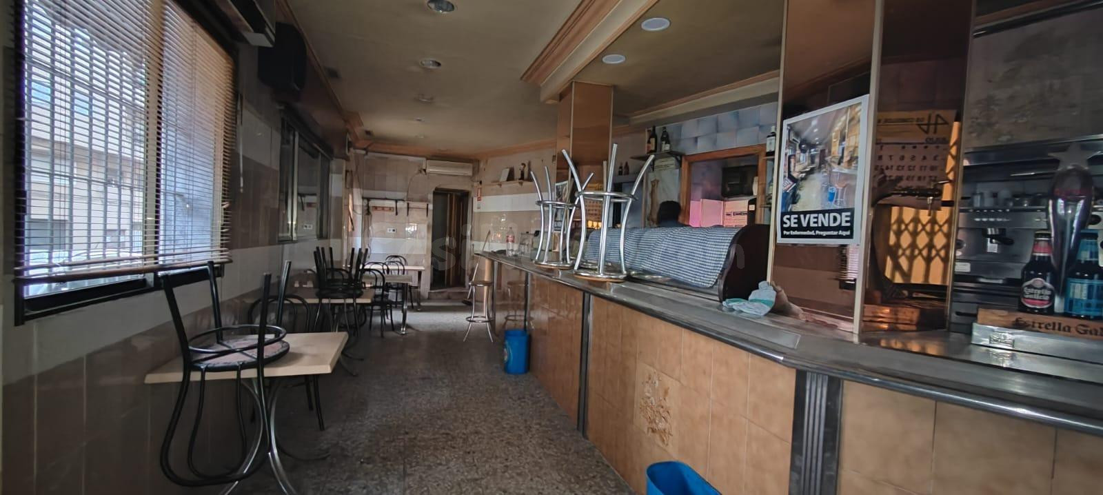 SE VENDE LOCAL / SALIDA DE HUMOS / IDEAL HOSTELERIA - foto 4