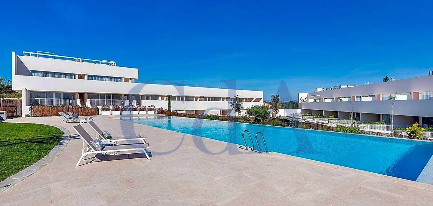 SE VENDE BUNGALOW / PISCINA COMUNITARIA / TORREVIEJA