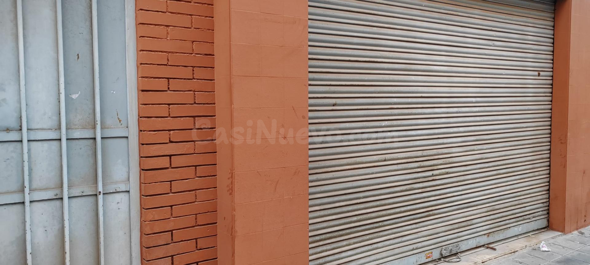 SE VENDE LOCAL / CERCA PLAZA TOROS / PATIO / PRECIO ALGO NEGOCIABLE