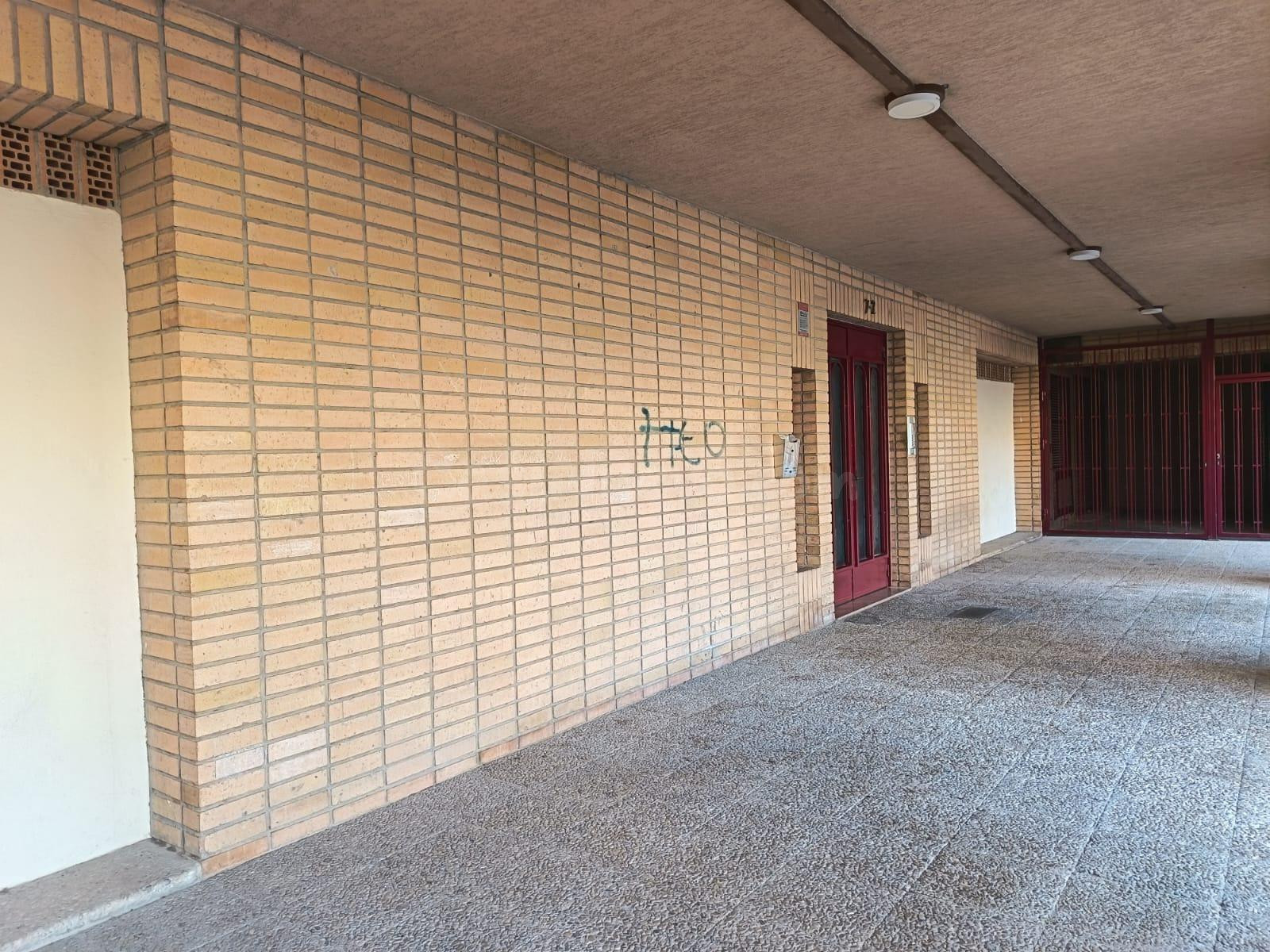 SE VENDE LOCAL A ESTRENAR / CERCA DE HOSPITAL GENERAL / ALTO - foto 4