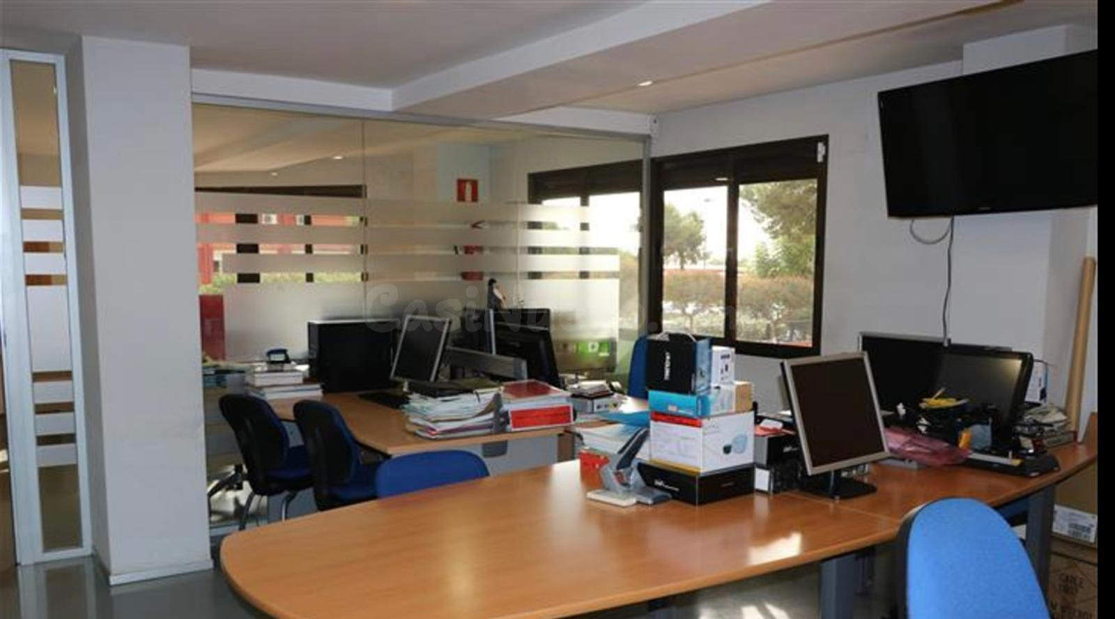 Oficina en entresuelo en Calle Pintor Soler Blasco - foto 4