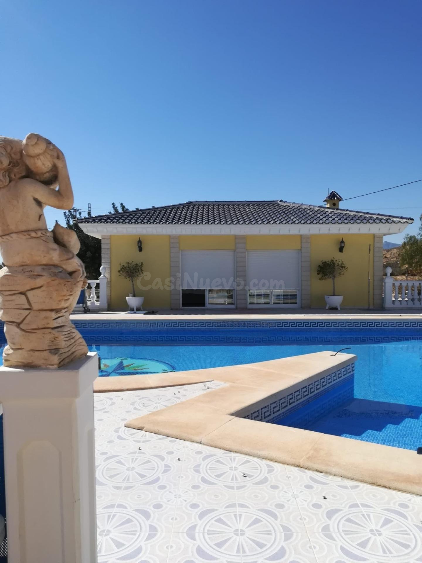VENTA DE MAGNIFICO CHALET DE LUJO EN CREVILLENTE - foto 2
