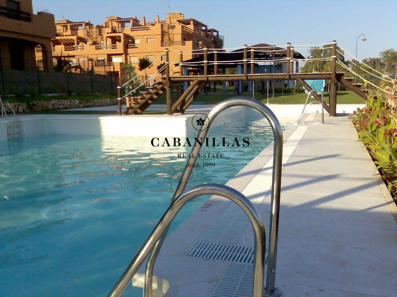 Piso en primera linea de playa en Estepona  | CABANILLAS REAL ESTATE