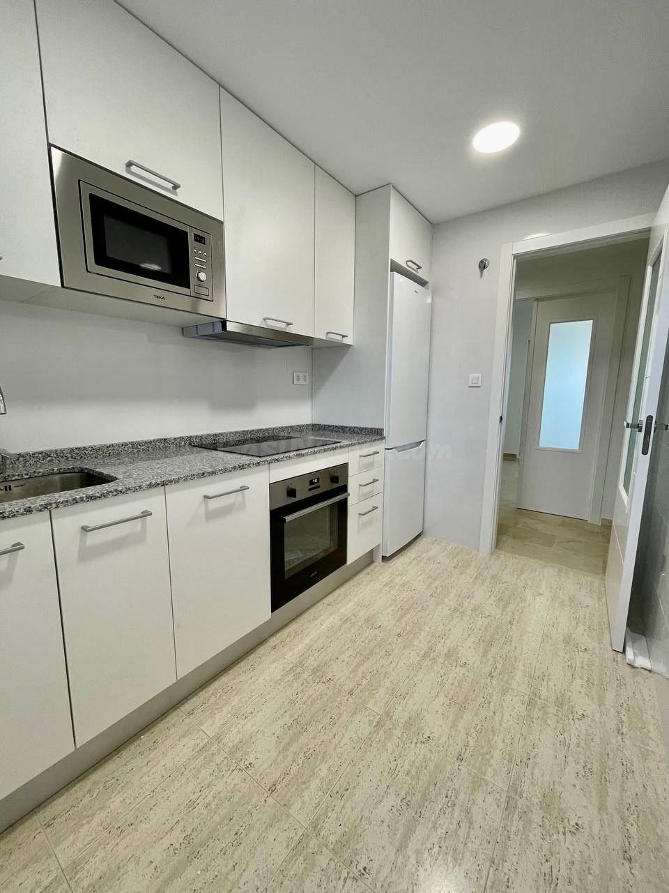 SE VENDE EL PISO CON VISTAS AL MAR EN PONIENTE, BENIDORM - foto 5
