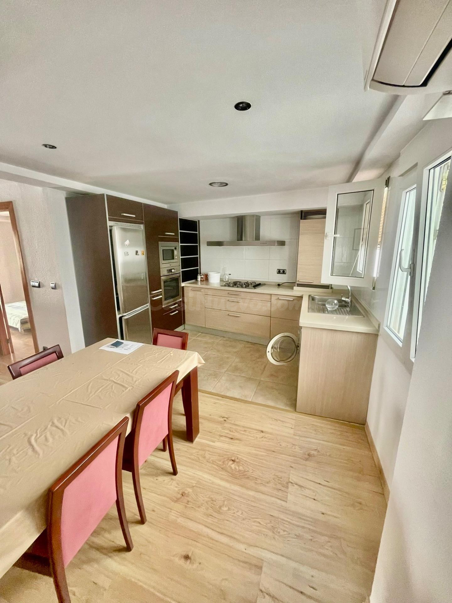 PISO EN VENTA EN EL CENTRO DE BENIDORM - foto 2