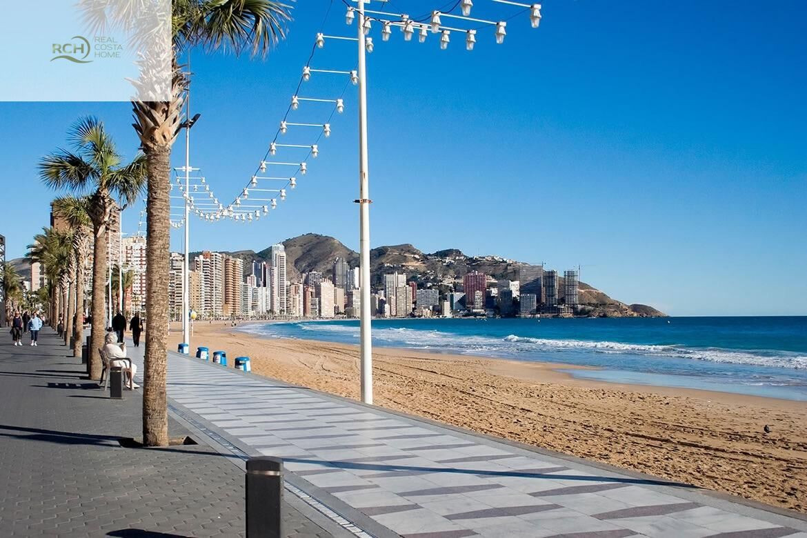 SE VENDE EL PISO EN LEVANTE, BENIDORM - foto 2