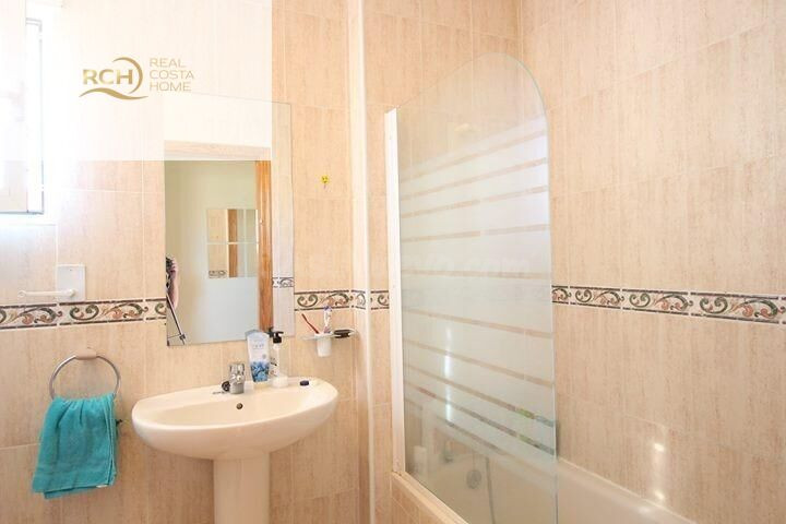 PISO EN VENTA EN VILLAJOYOSA - foto 4