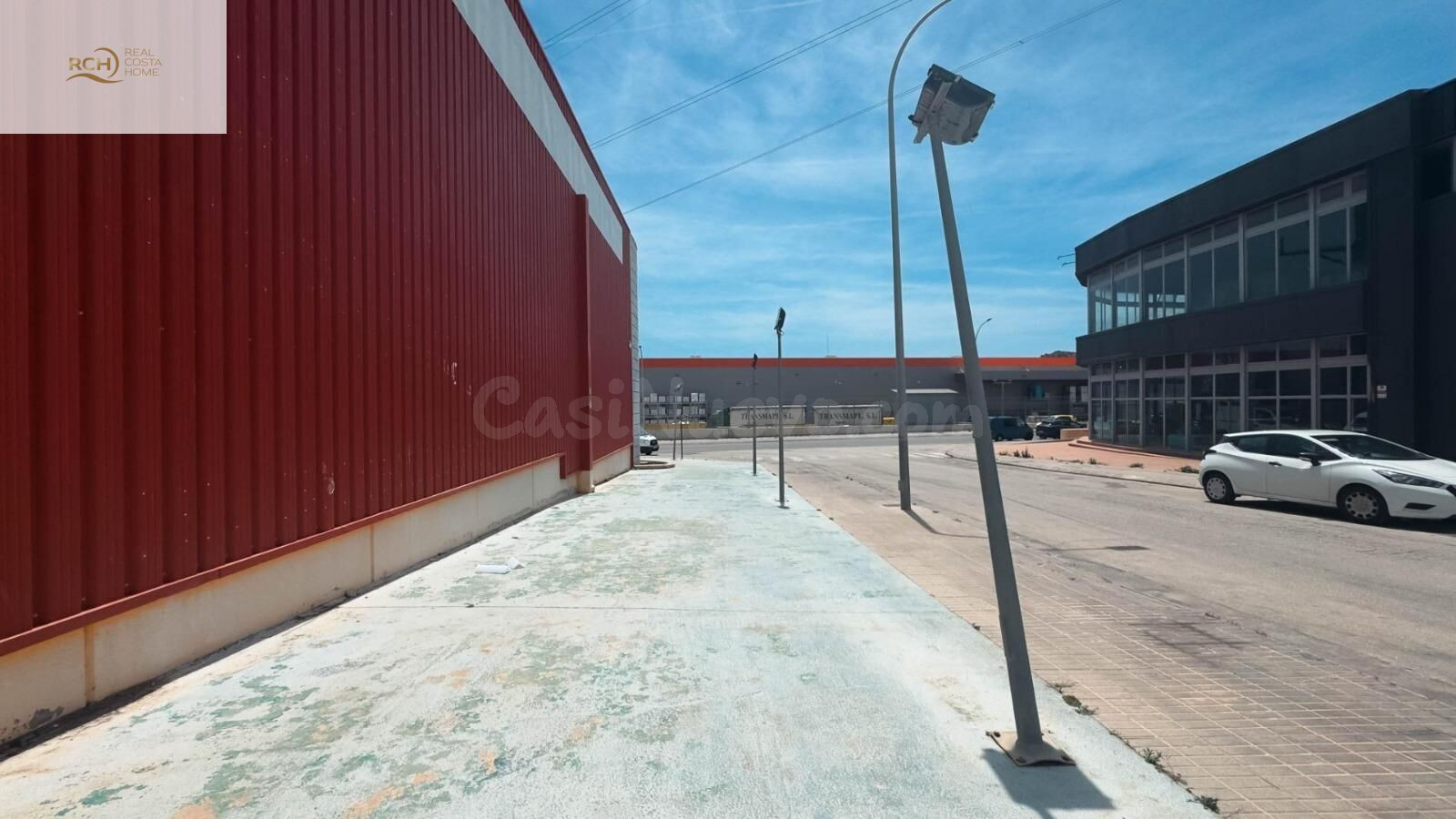 VENTA DE NAVE COMERCIAL EN FINESTRAT. - foto 2