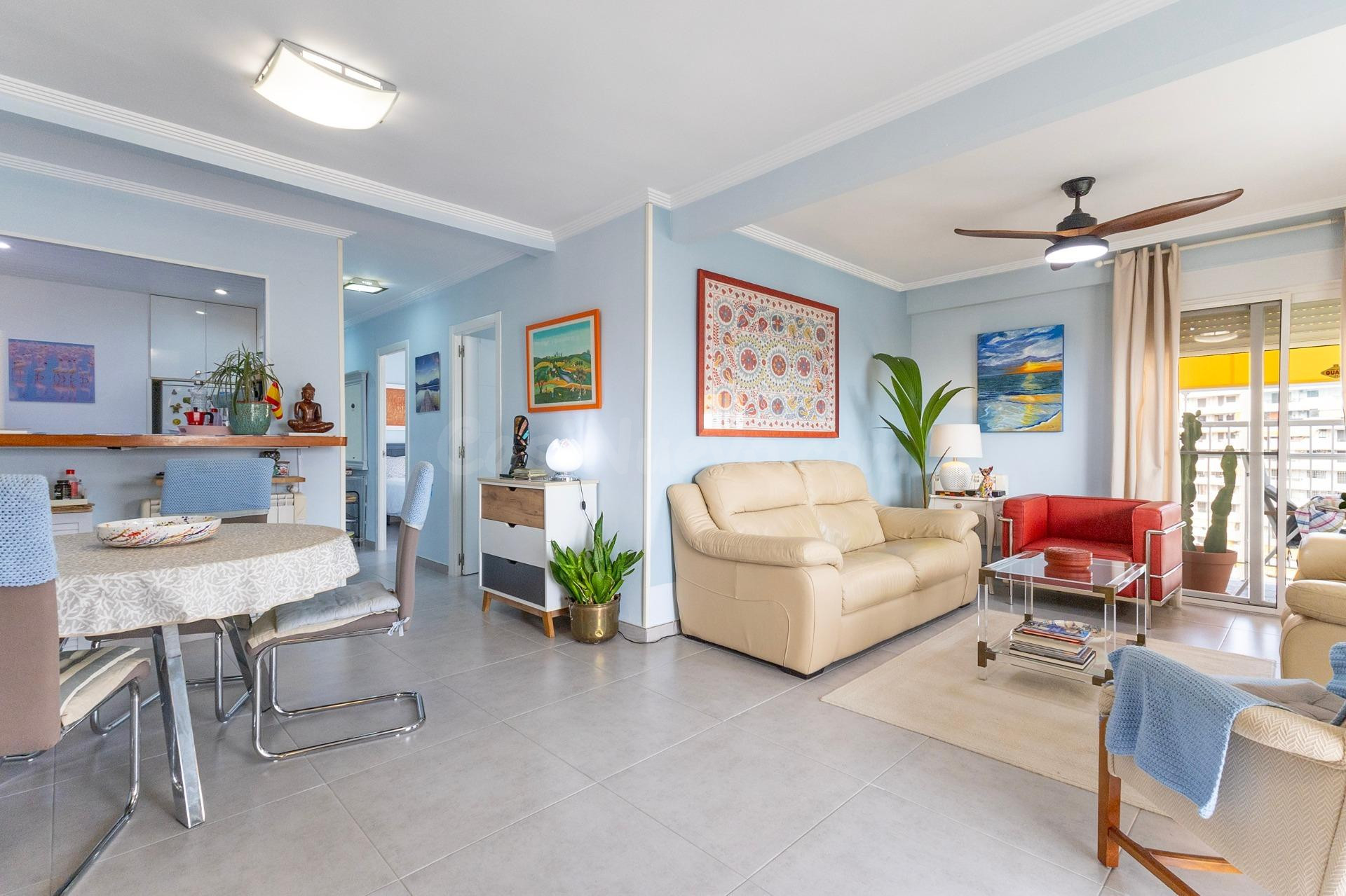 Exclusiva oportunidad en Calpe: apartamento luminoso con vis - foto 3