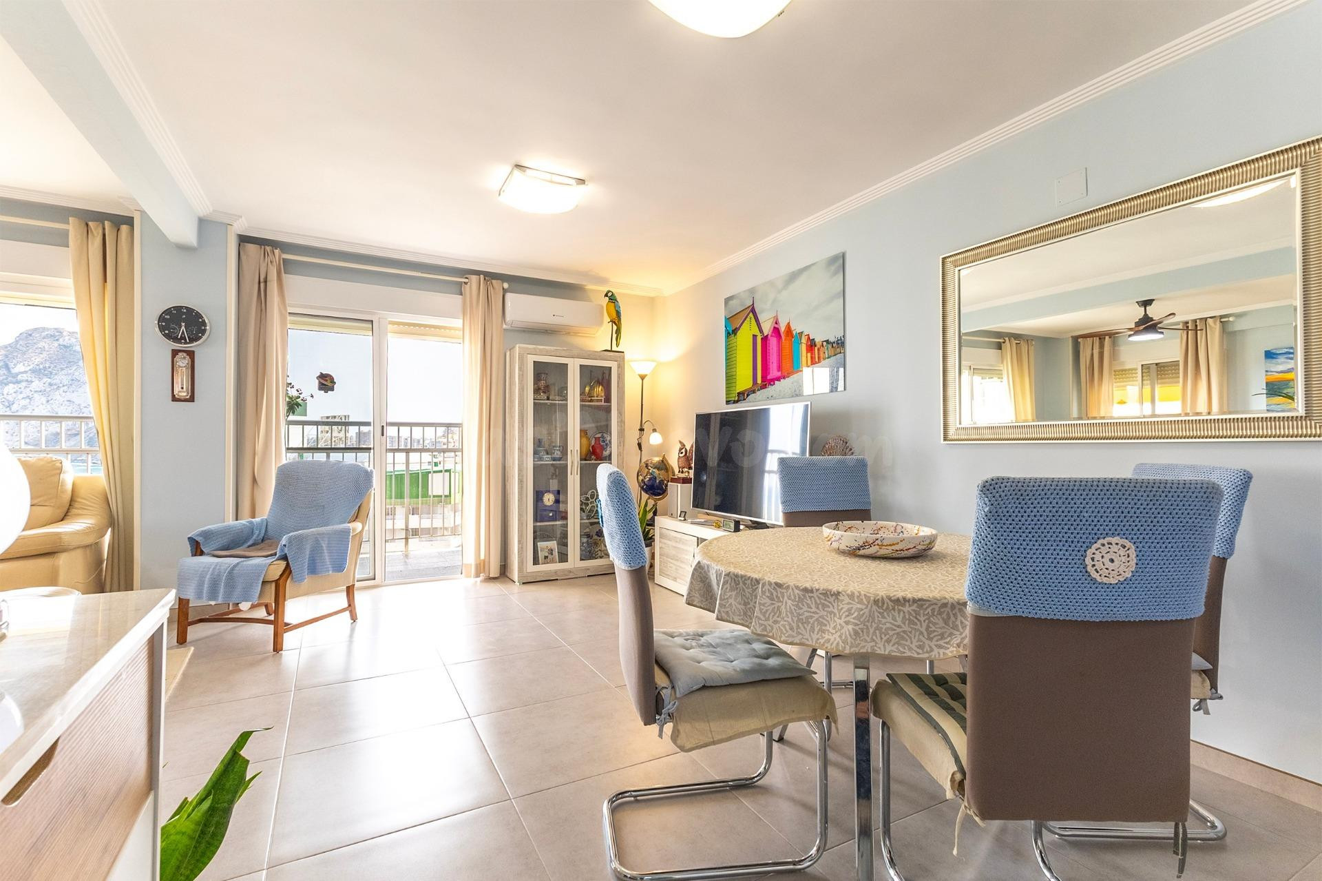 Exclusiva oportunidad en Calpe: apartamento luminoso con vis - foto 5