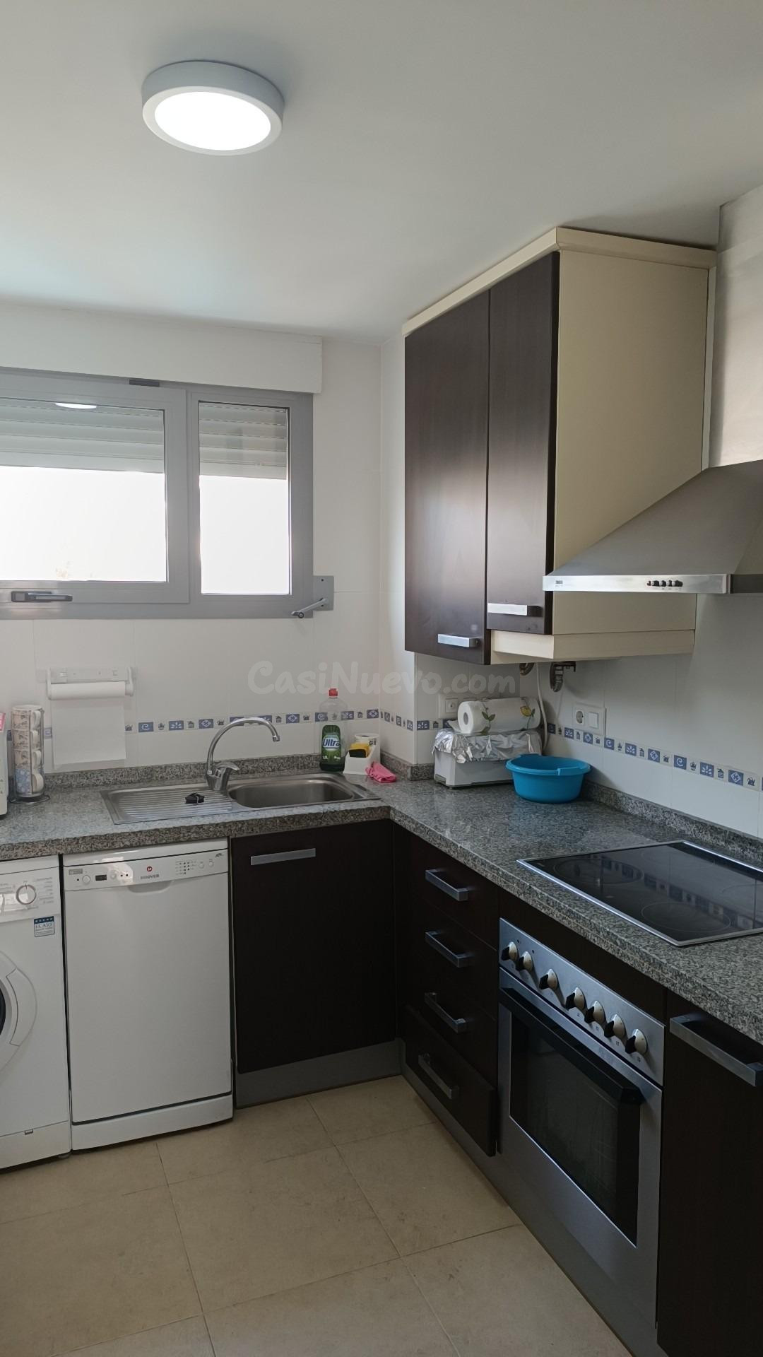 Apartamento en esquina con vistas abiertas al mar a 250 m de la Playa Arenal (Calpe) - foto 4