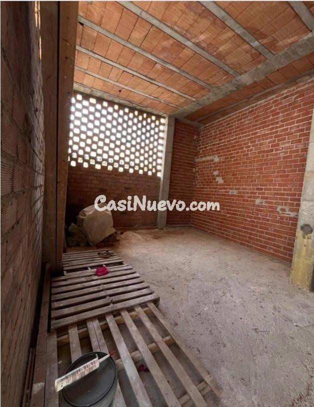 Local en bruto en pleno centro de Estepona | CABANILLAS REAL - foto 3