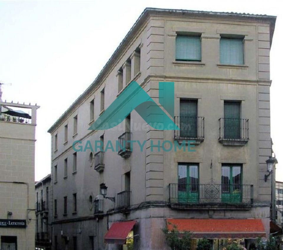 Se vende edificio en zona Pintores - foto 2