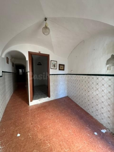 CASABANCO VENDE VIVIENDA DE CUATRO DORMITORIOS EN ALCUESCAR. - foto 2