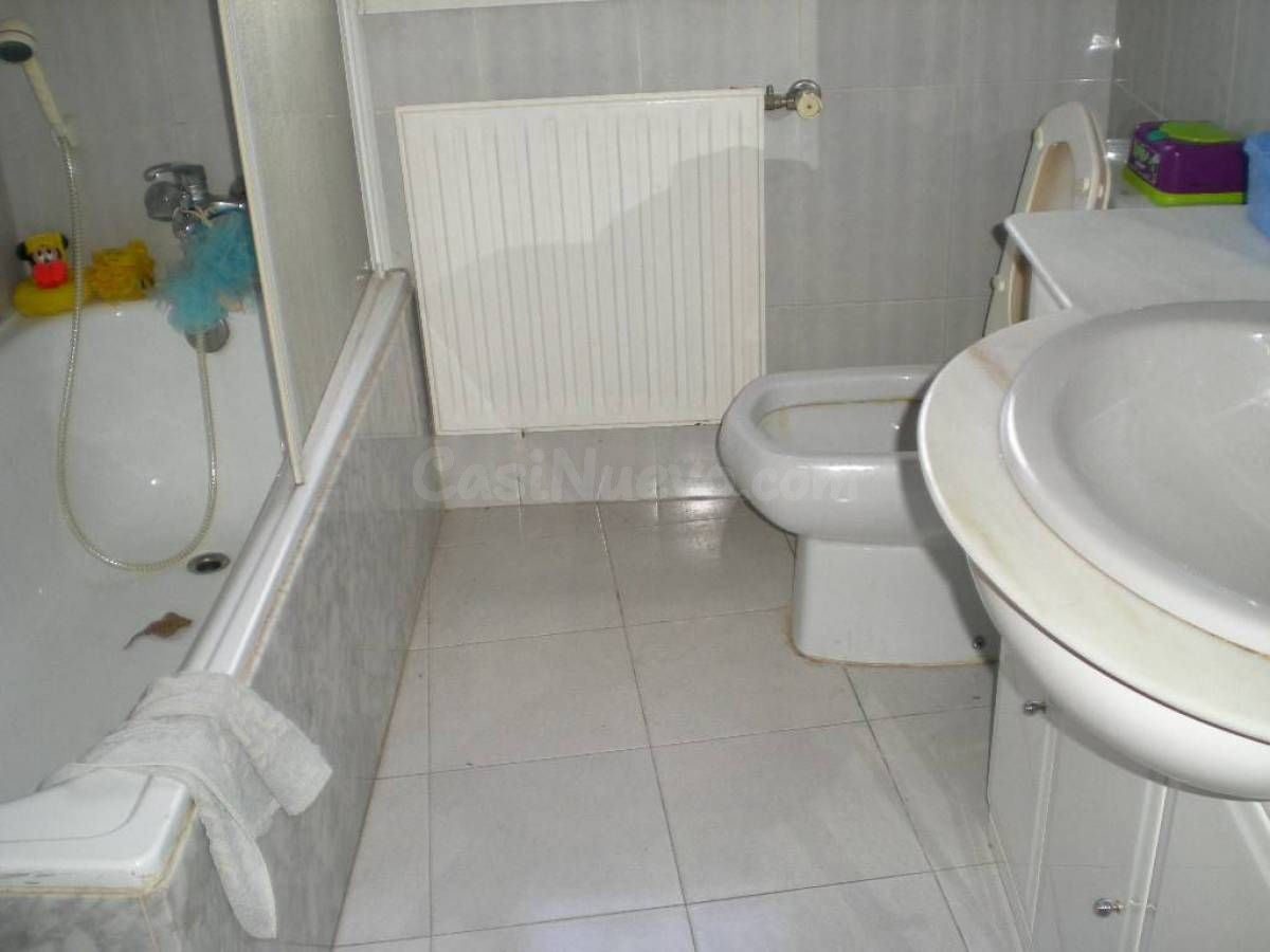PISO SEMINUEVO EN VENTA - foto 2