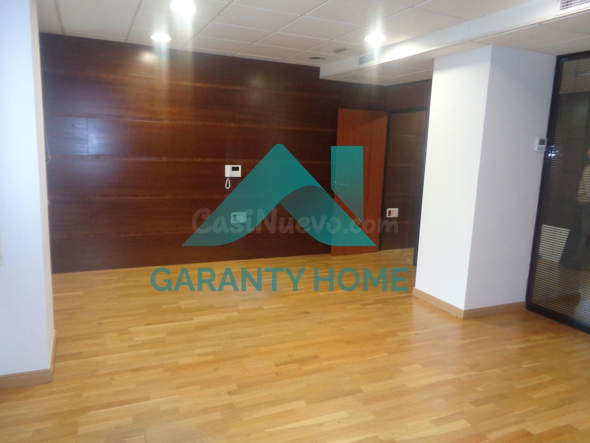 Se vende oficina en zona CENTRO - foto 3
