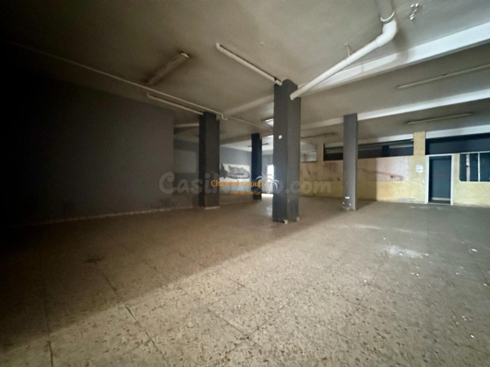 SE ALQUILA LOCAL DE 340M2 EN ELCHE: OPORTUNIDAD ÚNICA PARA R - foto 3