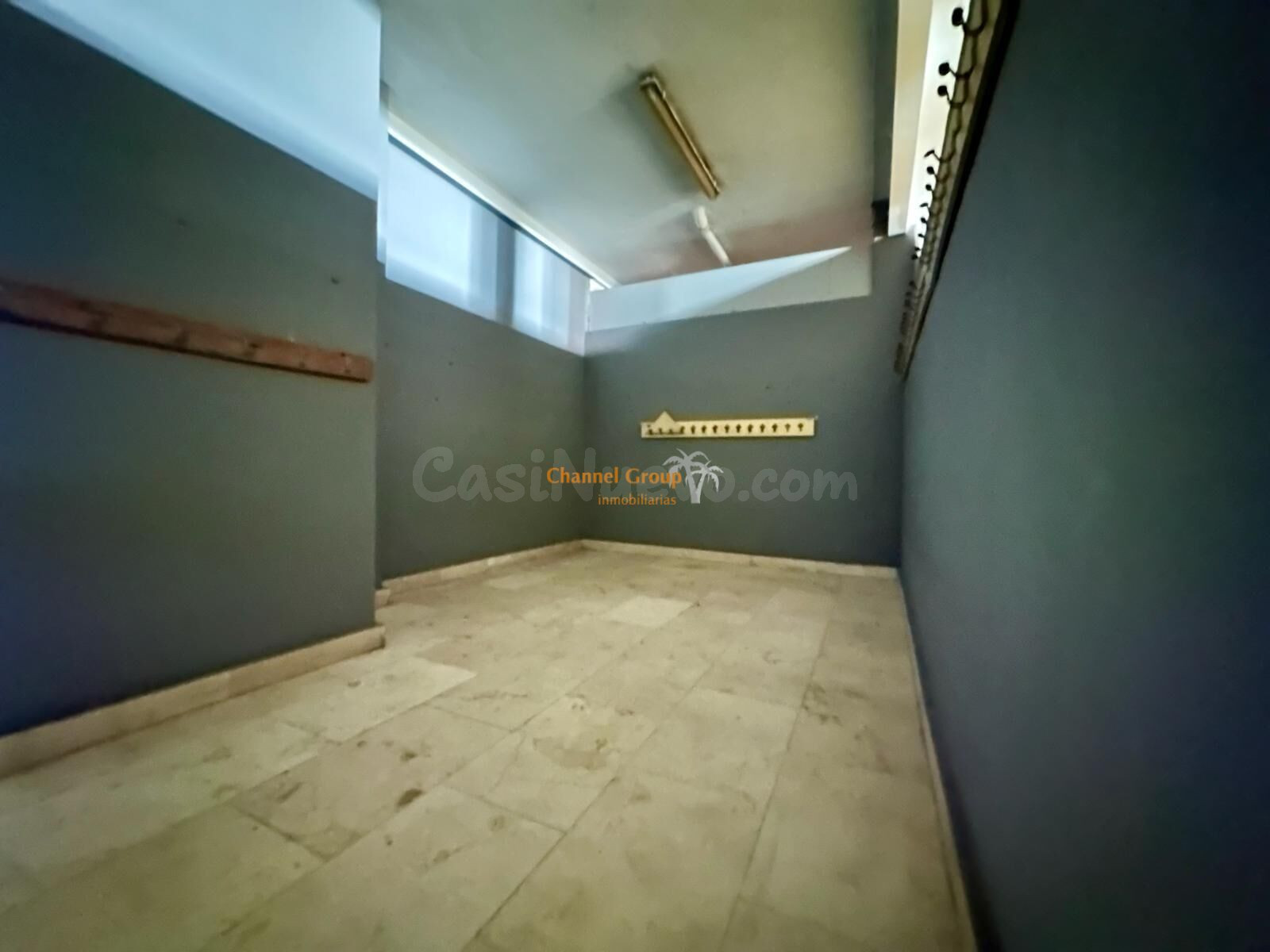 SE ALQUILA LOCAL DE 340M2 EN ELCHE: OPORTUNIDAD ÚNICA PARA R - foto 4