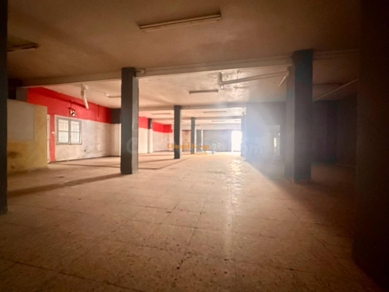 SE ALQUILA LOCAL DE 340M2 EN ELCHE: OPORTUNIDAD ÚNICA PARA R - foto 5