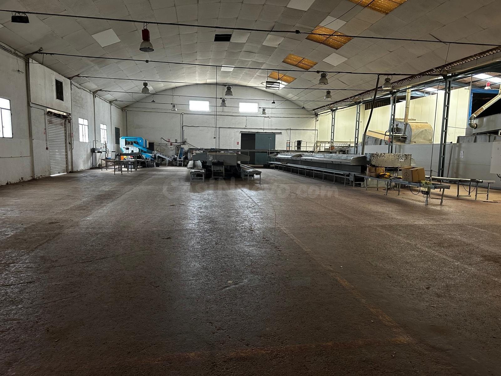SE VENDE NAVE INDUSTRIAL EN LOS RAMOS