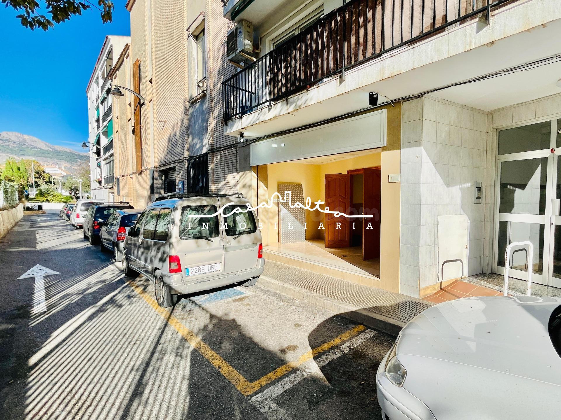 SE VENDE LOCAL COMERCIAL EN EL CENTRO DE ALTEA - foto 5