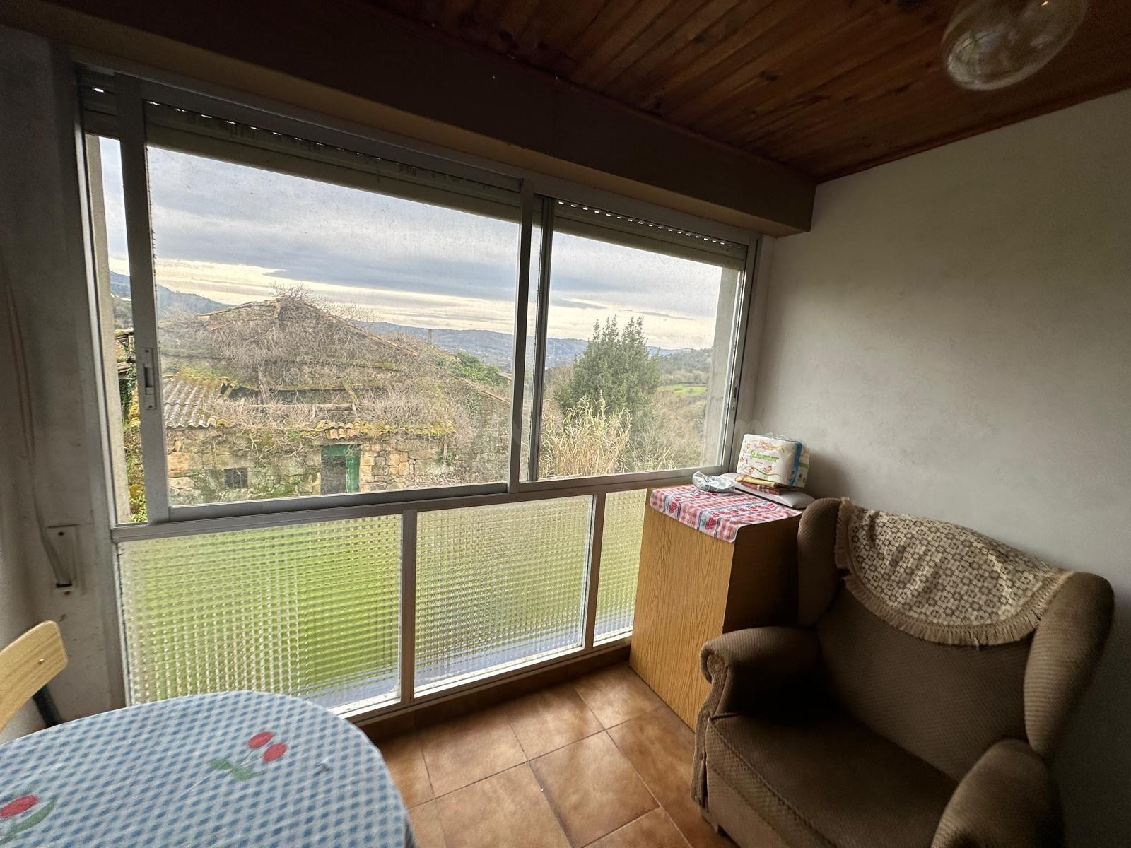 Casa de pueblo para restaurar - foto 4