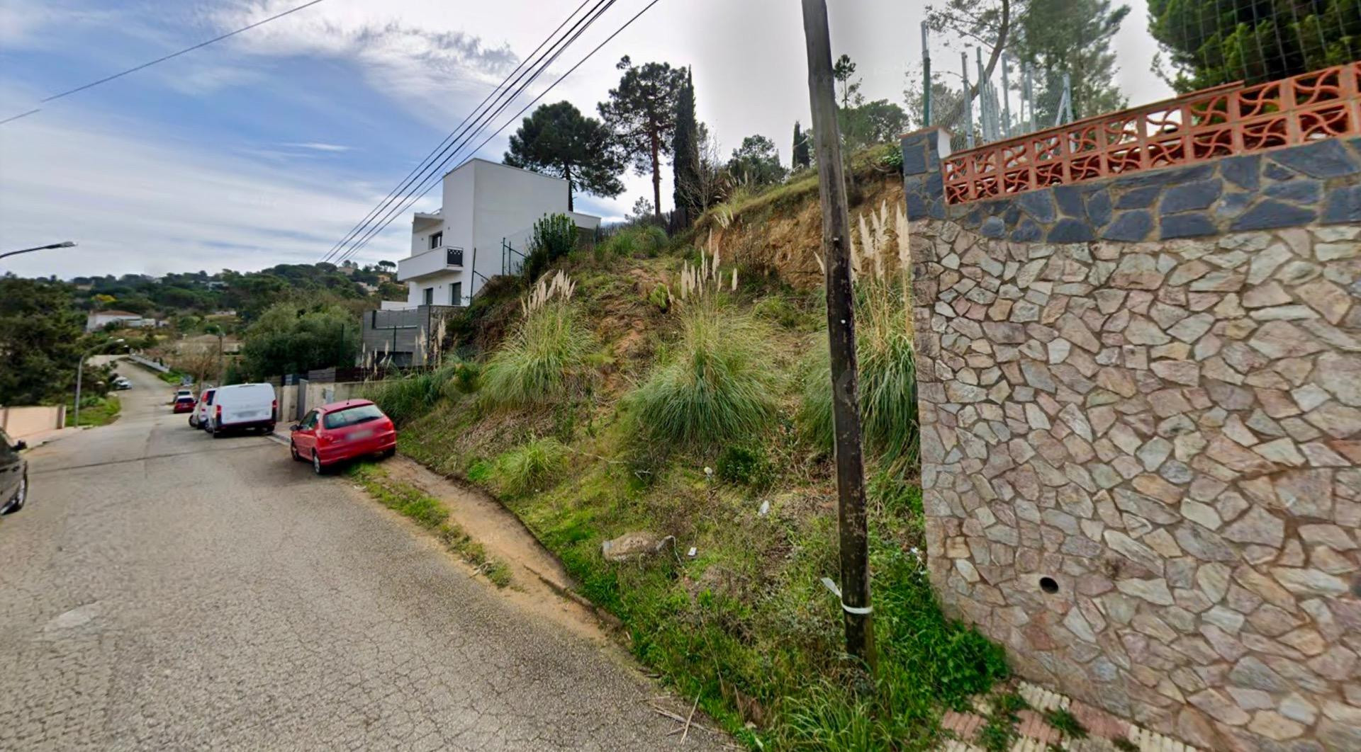 TERRENO URBANO EDIFICABLE DE 603m2 EN VENTA EN LLORET RESIDE - foto 3
