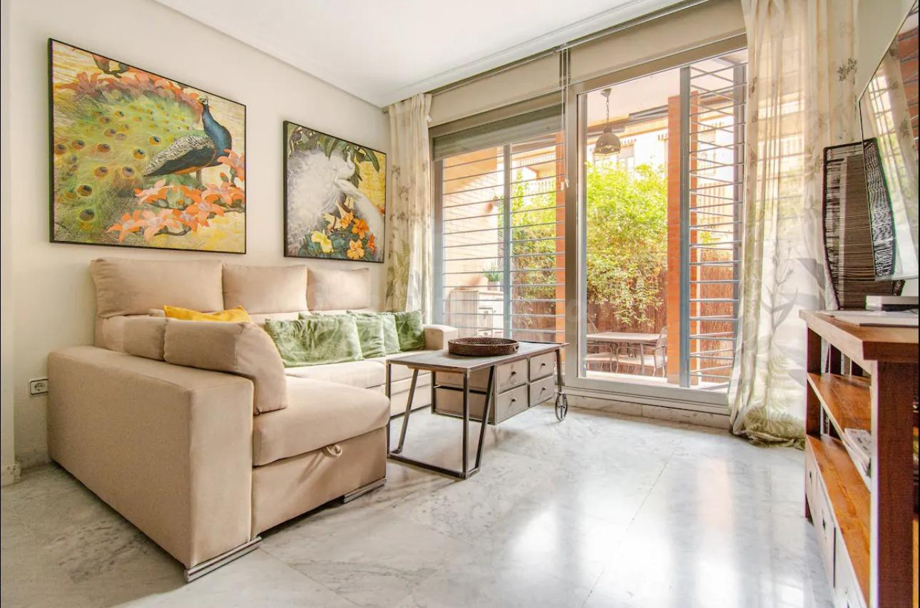 Exclusiva VIVIENDA en Arruzafilla con Amplia Terraza y Lujo  - foto 3