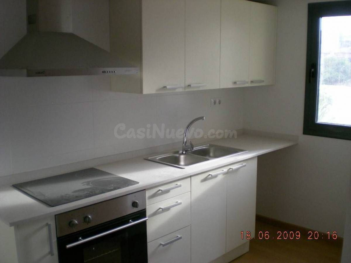 🏢 SE ALQUILA LOCAL COMERCIAL EN ZONA LA MADRILA – AMPLIO Y D