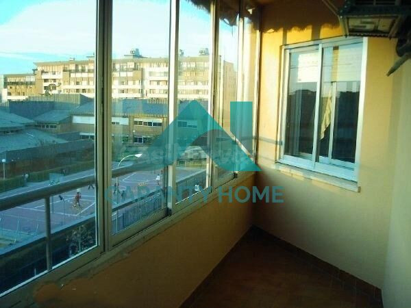 🏡 AMPLIO PISO EN PLENO CENTRO CON TERRAZA Y FACHADA REFORMADA
