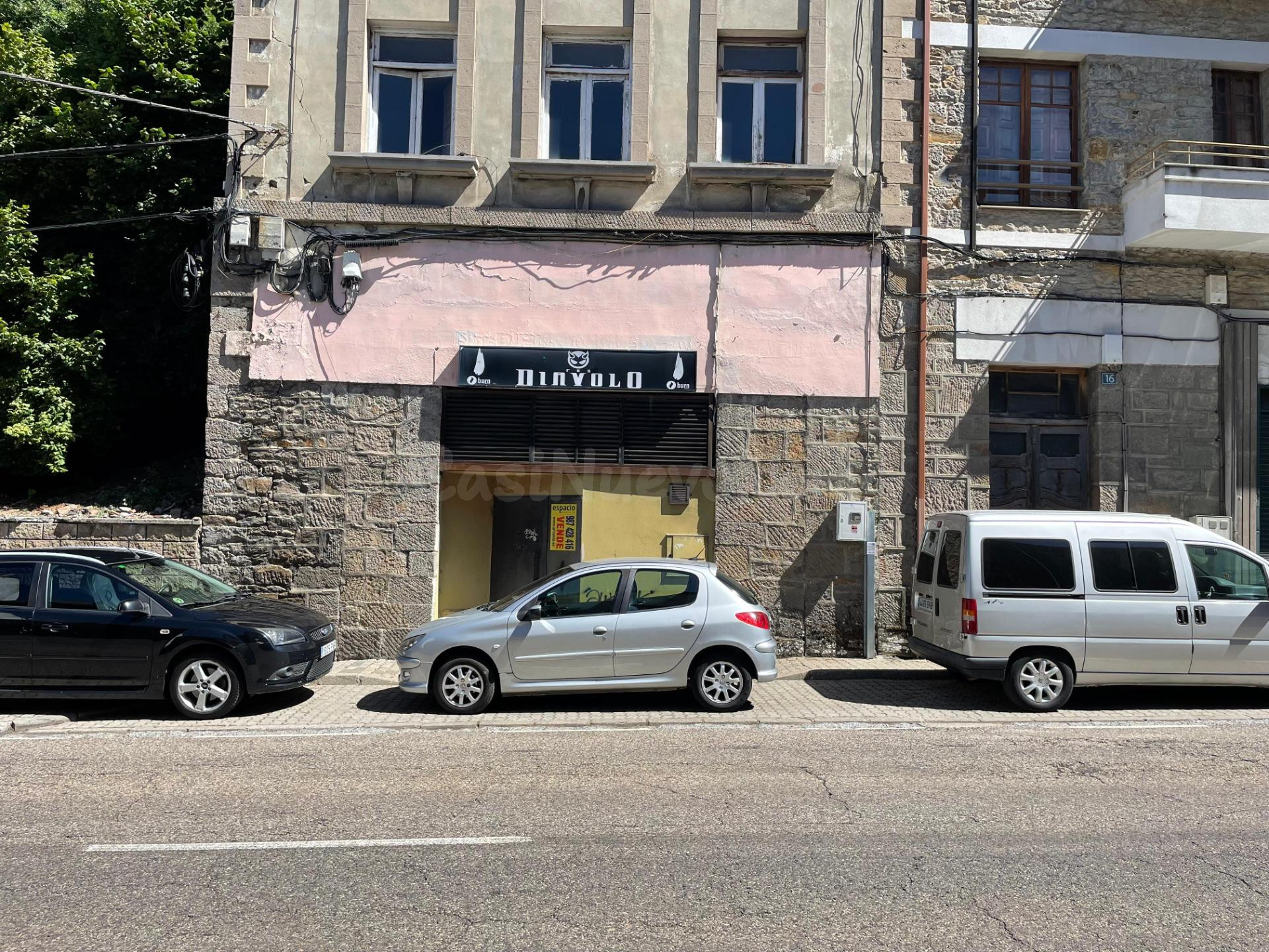 VENTA LOCAL EN VILLABLINO