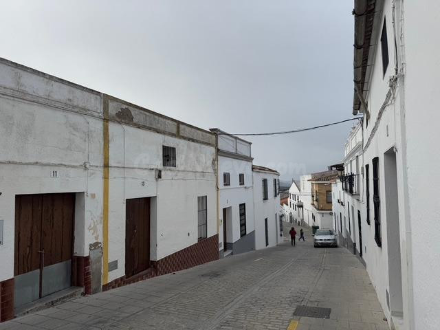 CASABANCO VENDE CASA EN HIGUERA DE LA REAL - foto 2