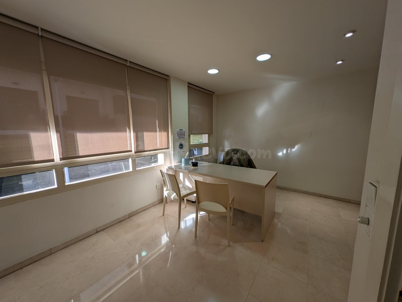 📈 Local comercial reformado y alquilado con rentabilidad del 7% - foto 4