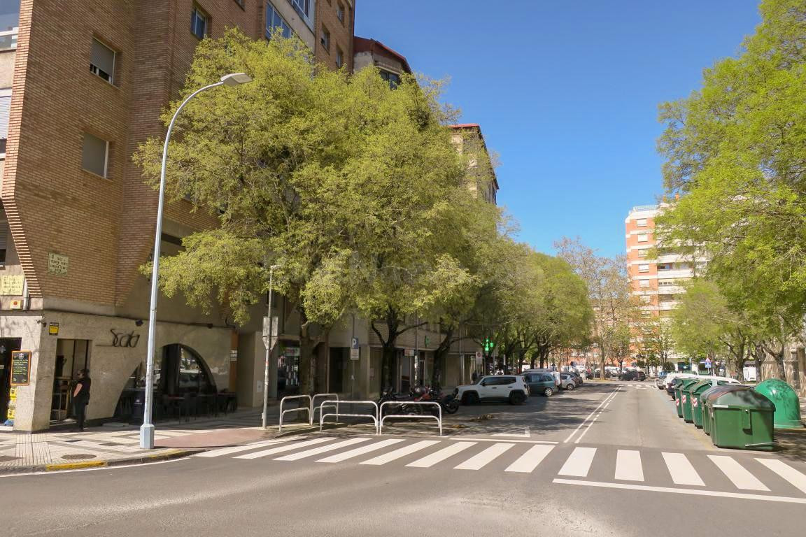 Plaza de garaje ideal para motos - foto 2