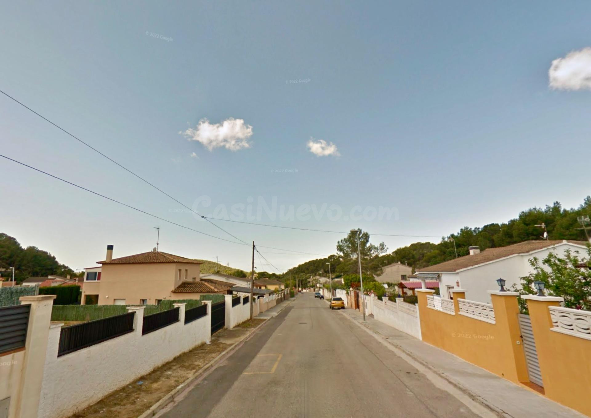 OPORTUNIDAD EXCEPCIONAL: TERRENO URBANO EDIFICABLE DE 637 m2 - foto 3