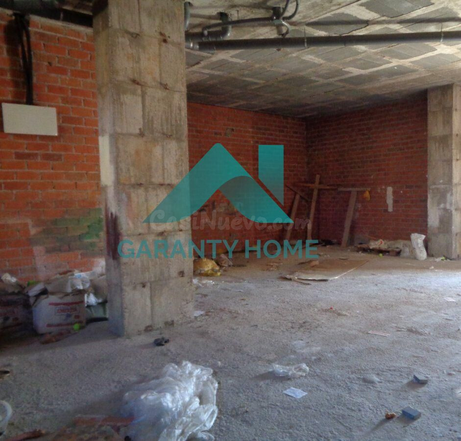Local en bruto con posibilidad de arreglar - foto 3