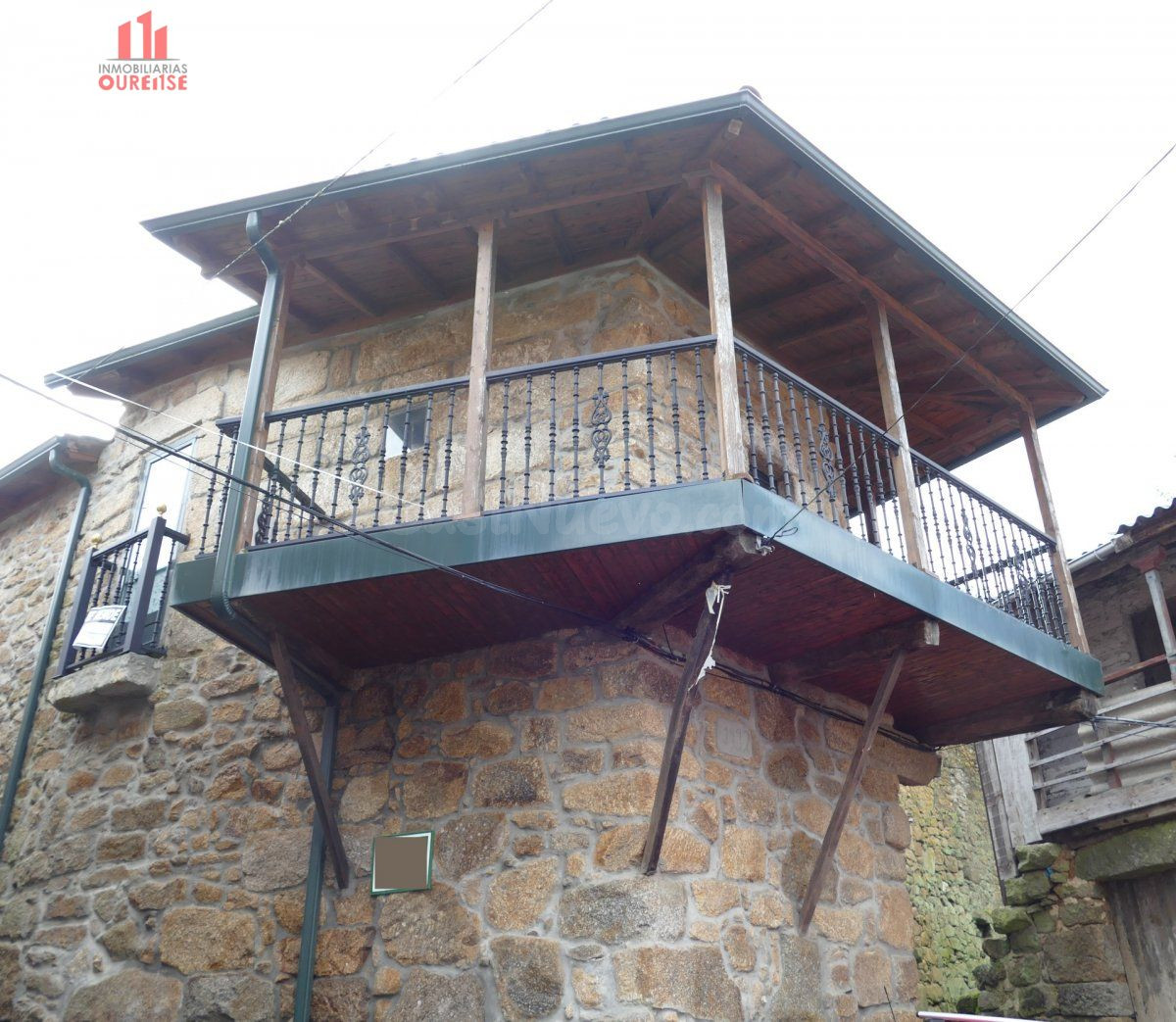 VIVIENDA PARA RESTAURAR EN BARBADAS ZONA BENTRACES - LOIRO