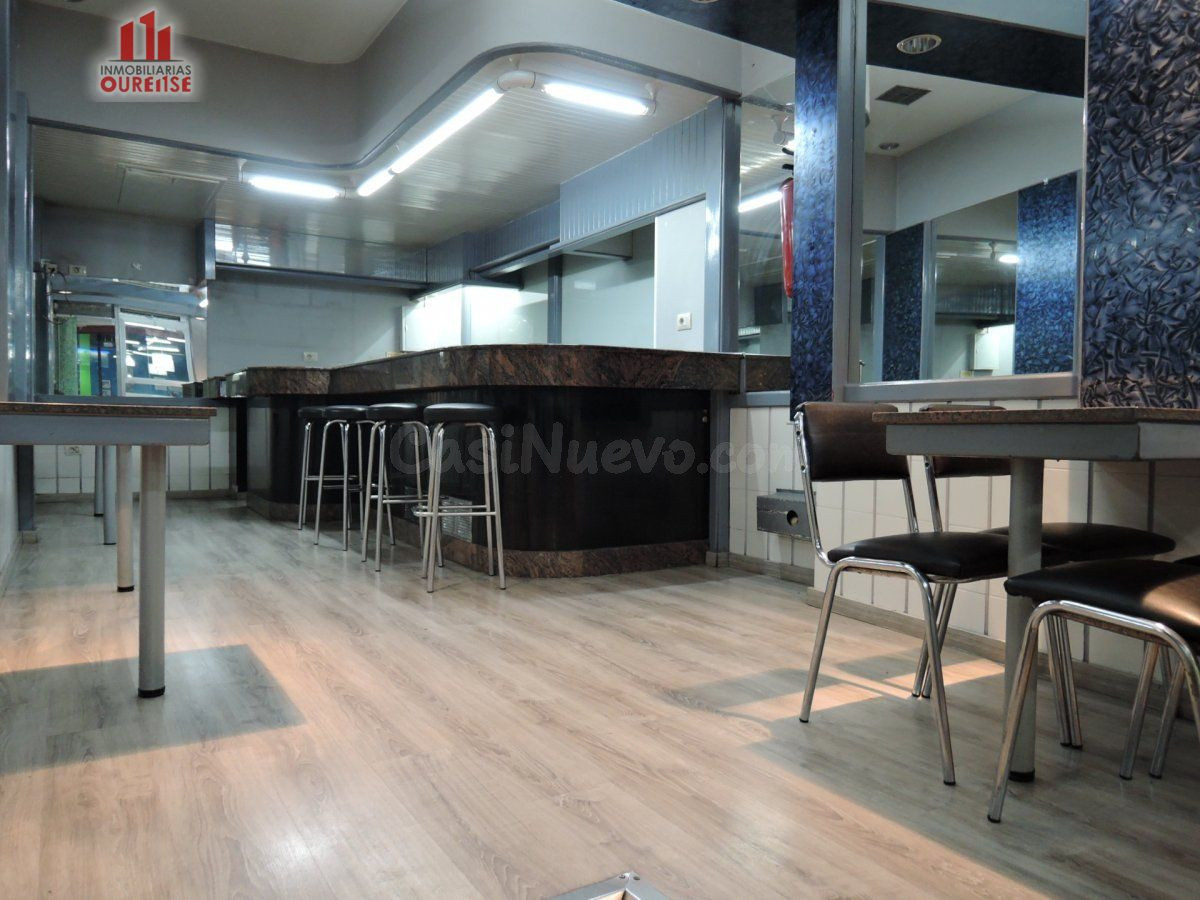 CAFETERIA SITUADA EN EL CENTRO, EN UNAS CONOCIDAS GALERÍAS MUY CÉNTRICAS.