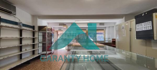 SE ALQUILA LOCAL COMERCIAL EN ZONA MOCTEZUMA