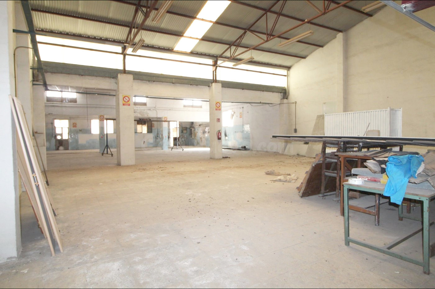 Nave industrial en Monóvar
